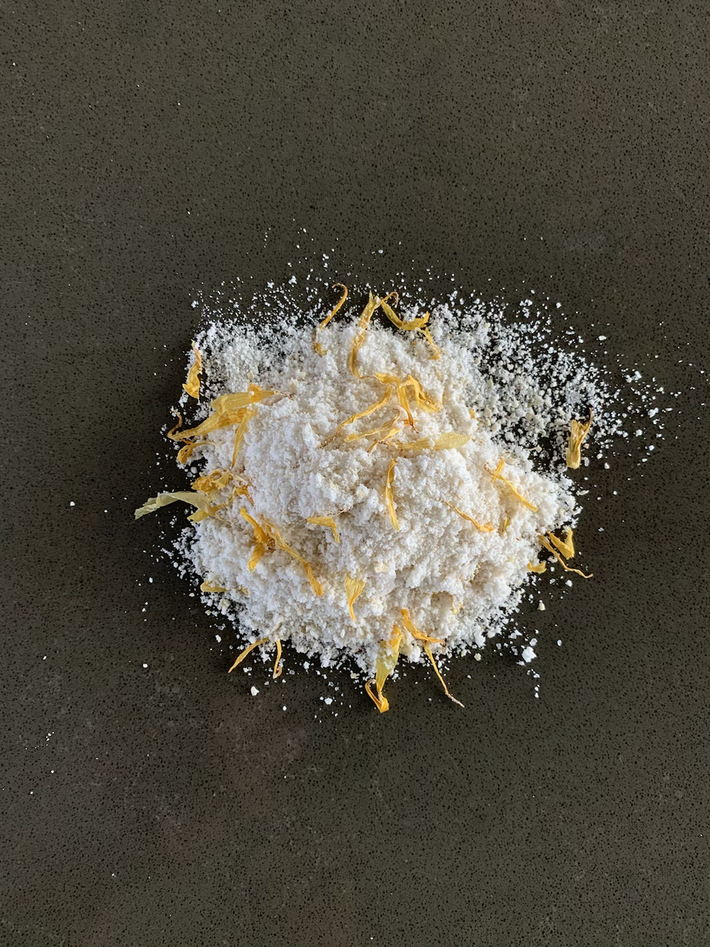 Coconut & Oat Bath Soak - Small image 3