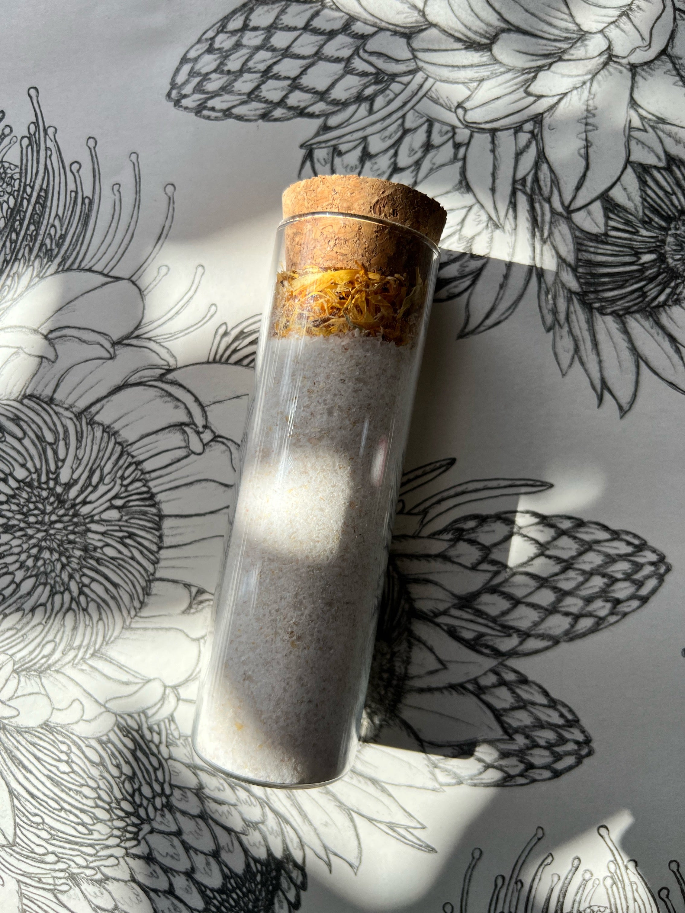 Coconut & Oat Bath Soak - Small image 1