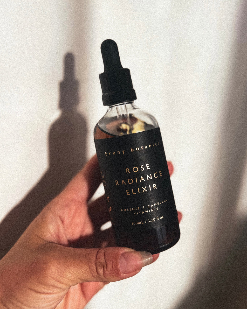 Rose Radiance Elixir Body Oil image 3